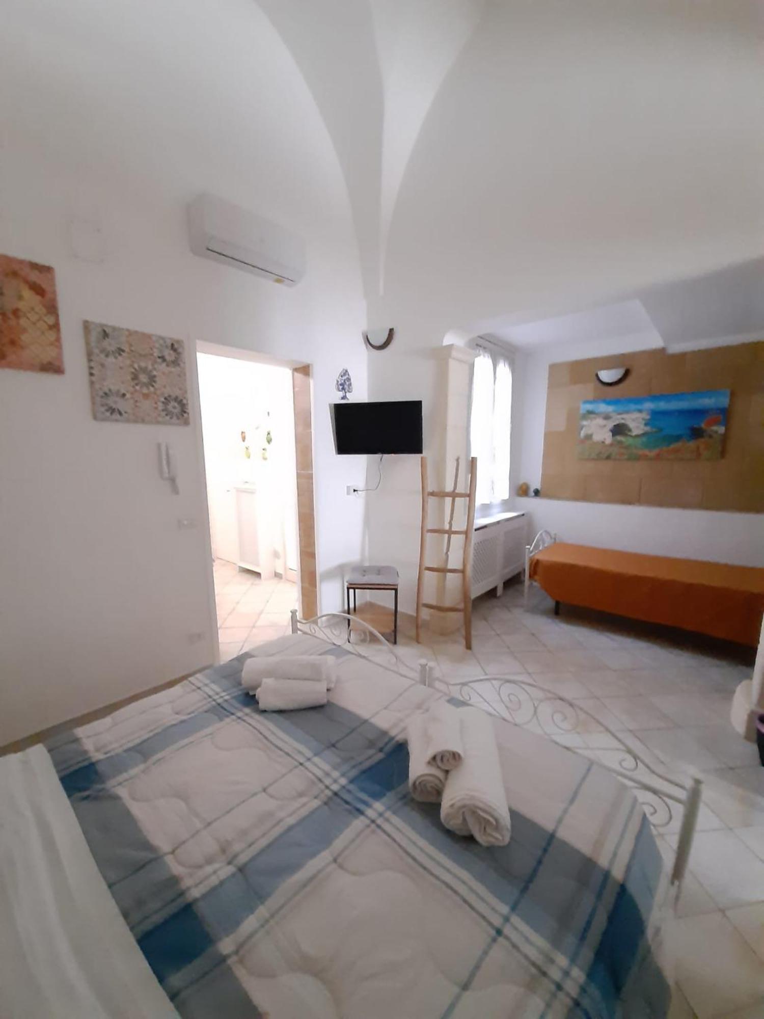 Appartamento La Dimora Del Pumo Lecce Esterno foto
