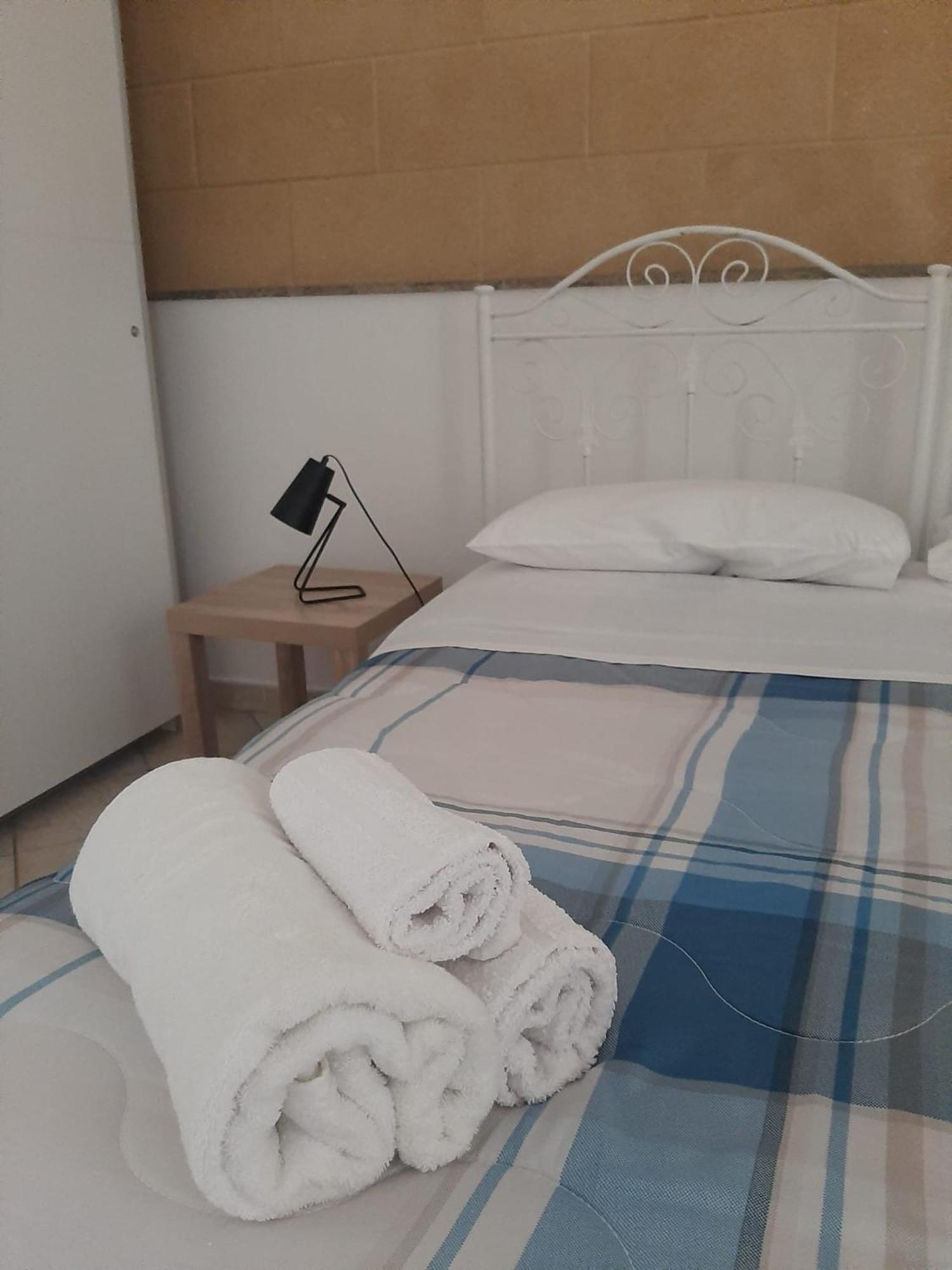Appartamento La Dimora Del Pumo Lecce Esterno foto